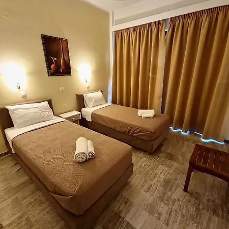 Alexandra 14 Apartment