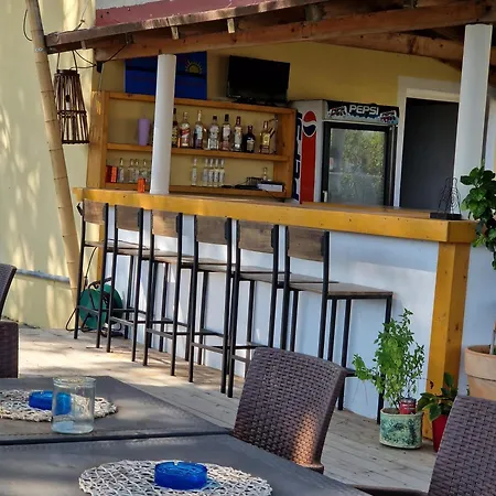 Alexandra 14 Apartment *